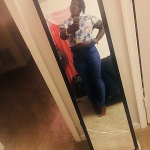 Meet your Posher, Keisha